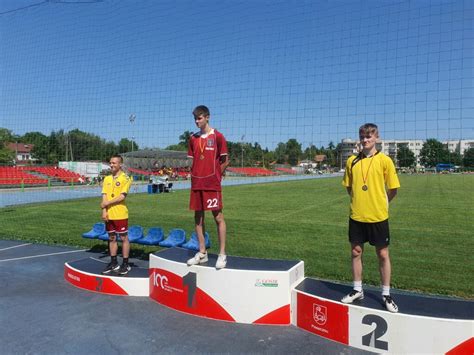 Sukcesy W Zawodach Lekkoatletycznych Szko A Podstawowa W Dobieszu