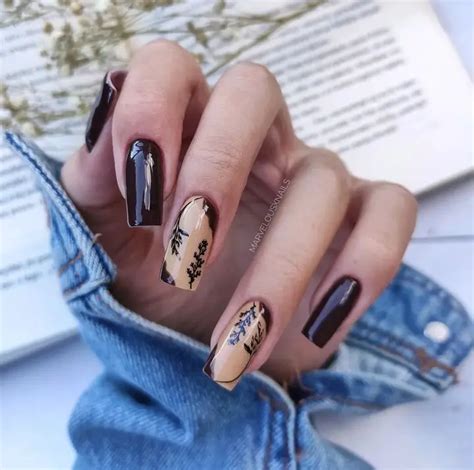 35 Fall Nail Inspo Stunning Manicure Ideas Emerlyn Closet