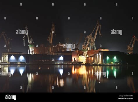 shipyard by night Stock Photo - Alamy