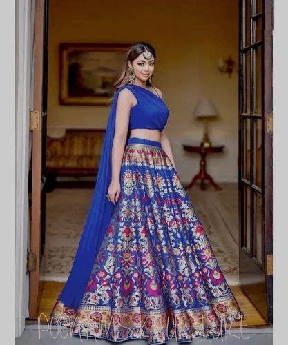 Party Wear Semi Stitched Poonam Royal Blue Lehenga Choli 25 18 99 Rs 1499 Id 23098484291