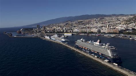 El Puerto De Tenerife Crece El En Pasajeros El Canal Mar Timo Y