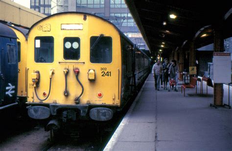 Class 302 Fenchurch Street London Ec3 © Albert Bridge Geograph Britain And Ireland