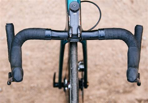 Zipp Launches Xplr Gravel Oriented Handlebar