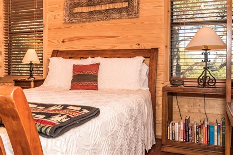 Texas Hill Country Cabins | Cabins Hill Country