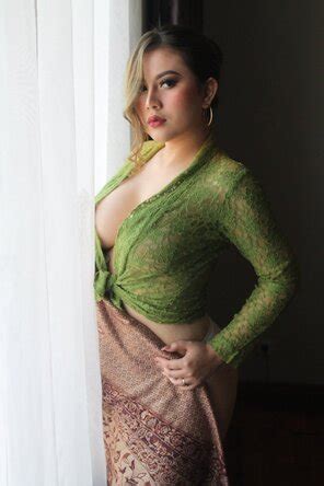 Kebaya Hijau Brukat FjPfEW UoAAZQtW Porn Pic