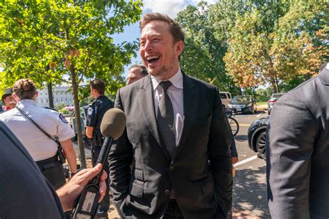 Elon Musk Wins Back His 44 9 Billion Tesla Pay Package In Shareholder