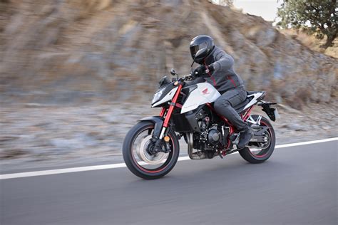 Honda Cb Hornet Prova Prezzo Disponibilit E Prezzo Della