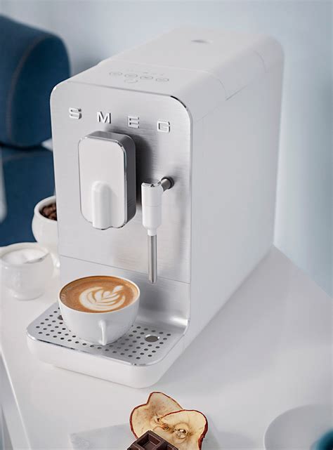 Automatic Espresso Coffee Machine Smeg Simons