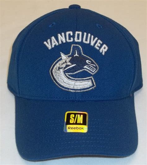 Nhl Vancouver Canucks Pro Shape Flex Hat By Reebok Size S M New Ebay