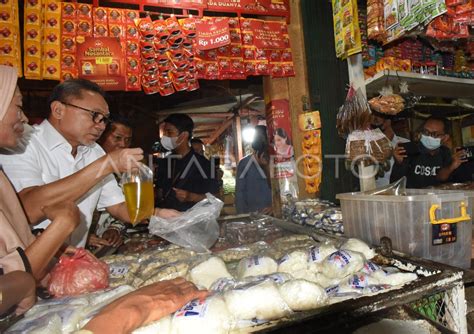 MENDAG SIDAK HARGA KEBUTUHAN POKOK DI BANTEN ANTARA Foto