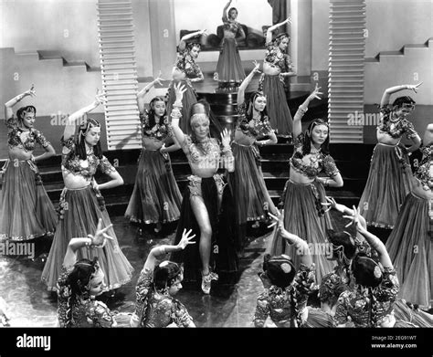 Marlene Dietrich And Dancing Girls In Kismet 1944 Director William Dieterle Play Edward Knoblock