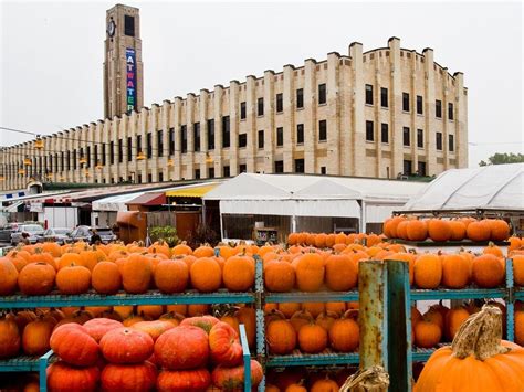 What S Open And Closed On Thanksgiving Monday In Montreal Montreal Gazette