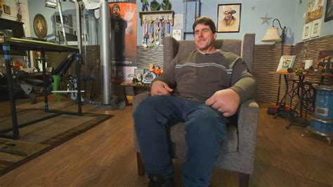 Minnesota man with sizeable arms becomes arm wrestling champ | FOX 9 Minneapolis-St. Paul