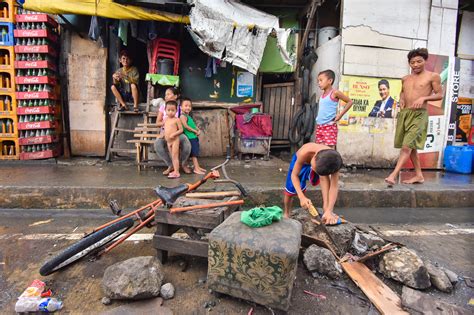 Poverty In Philippines Falls In 2018