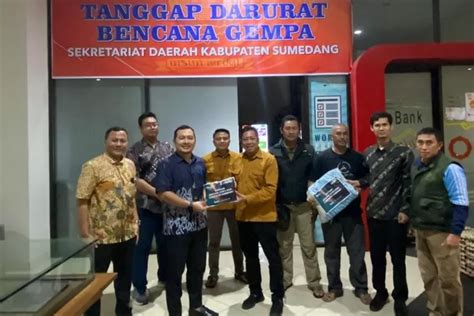 Peduli Korban Gempa Sumedang Bank Mandiri Salurkan Bantuan Koran Gala