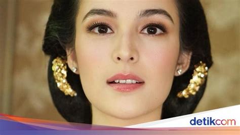 8 Potret Chelsea Islan Anggun Mempesona Saat Siraman Hingga Midodareni