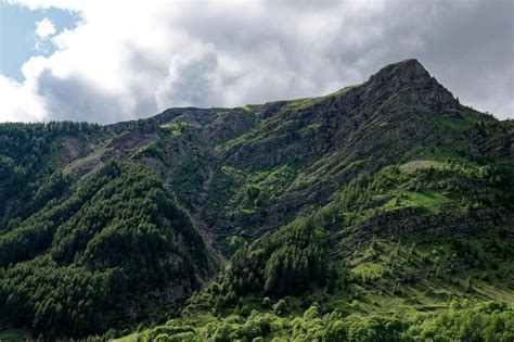 Un Alpiniste Trouve La Mort Apr S Une Chute Dans Le Massif Des Crins