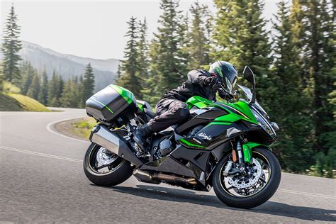 2025 Ninja 1100SX SE ABS Sport Tourer Motorcycle For The Sportbike