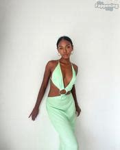 MARA SMITH Nude AZNude