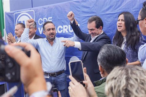 Pepe Yunes Se Registra Como Precandidato Del Pan A La Gubernatura Y Se