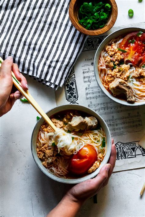moms bun rieu vietnamese crab noodle soup cooking therapy
