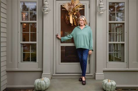 You Can Stay At Martha Stewarts Farmhouse For Under 12