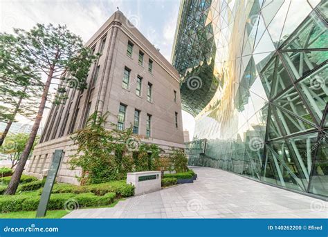 Scenic Contrast of Architecture. the Seoul City Hall Editorial Image ...