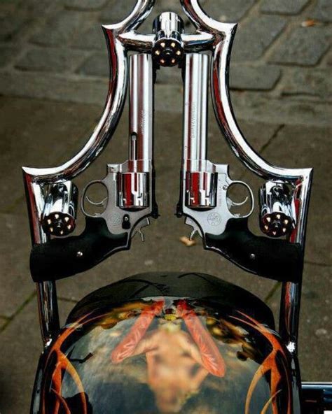 Harley Davidson Custom Sissy Bar Pistols Hd Bike Pictures