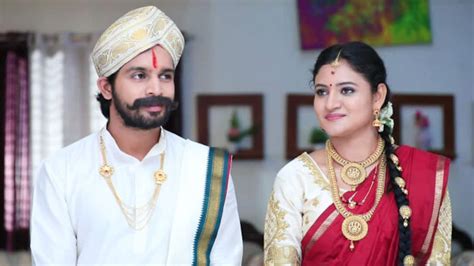 Watch Kannadathi Season 1 Episode 717 Harsha Bhuvi Doll Up Watch