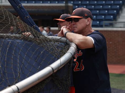 Photo Album Uva Baseball Super Regional Practice Day Virginia