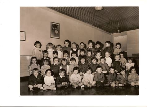 Photo De Classe Maternelle De Ecole De Montchovet Copains D Avant