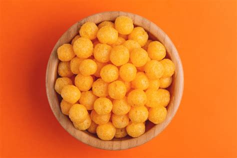 Can Dogs Eat Cheetos Or Cheese Balls Safely Dog Food Care