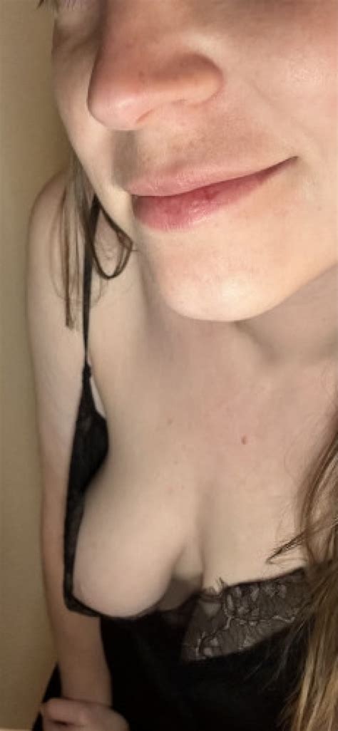 Manualmama Hanging Milf Tits ManyVids