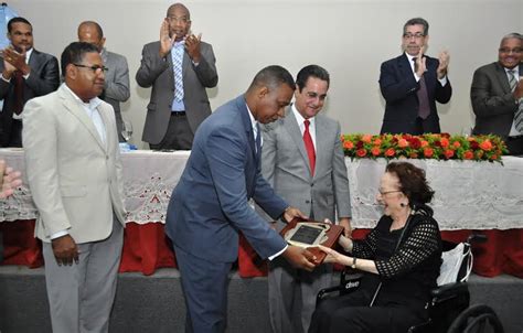 Facultad De Ciencias UASD Reconoce Ex Decanos En 50 Aniversario