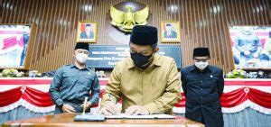 Pemkot Dan DPRD Kota Bandung Teken Nota Kesepakatan KUA PPAS Tahun