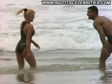 Baywatch Donna D Errico Big Tits Celebrity Cute Blonde Sensual Pretty Playmate