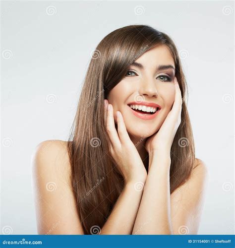 Visage De Femme Avec De Longs Cheveux Sur Le Fond Blanc Image Stock