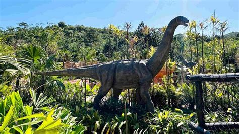 Como O Parque De Dinossauros Em Balne Rio Cambori Sc