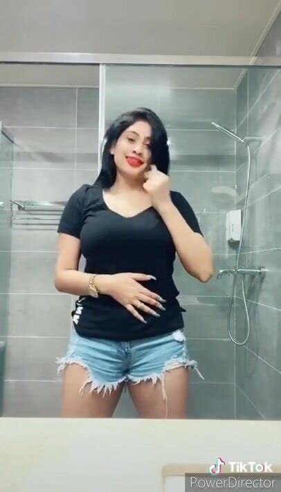 Celebrity Piumi Hansamali Video