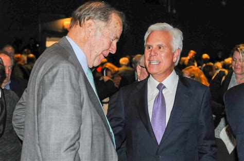 News report on hiring of Camden residents by Norcross' company left out