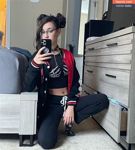Lexi Lynx Aka Lexithelynx Nude Leaks Onlyfans Photo Faponic