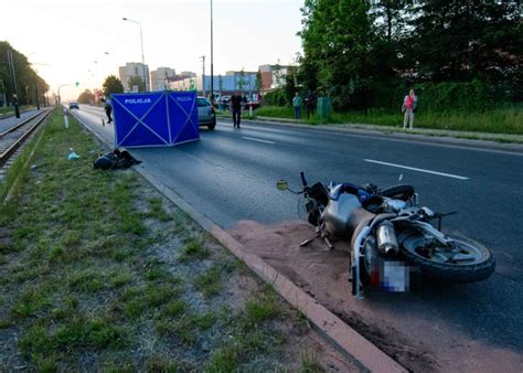 Tragiczny Wypadek W Zgierzu Na Dk Nie Yje Motocyklista Zdj Cia