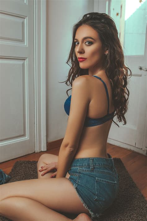 Wallpaper Women Model On The Floor Ruben Cid Red Lipstick 500px