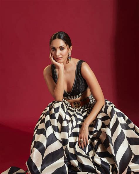 Kiara Advani Bend Discussions Andhrafriends