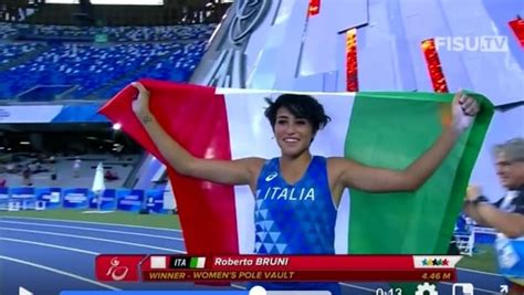 Universiadi Napoli 2 Ori Per L Italia Nell Atletica