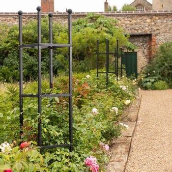 Steel Square Column Obelisk Harrod Horticultural