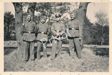 Foto Seconda Guerra Mondiale Wehrmacht Soldati Ufficiale Uniforme