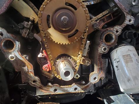 Replacing The Timing Chain On 2006 Jeep Commander 3 7l V6 Jeep