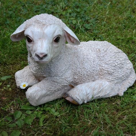 Dekofigur Schaf Lamm Lämmchen Tierfigur Gartenfigur Deko Terrasse weiß