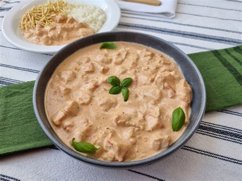 Strogonoff de frango light receita completa para um almoço mais